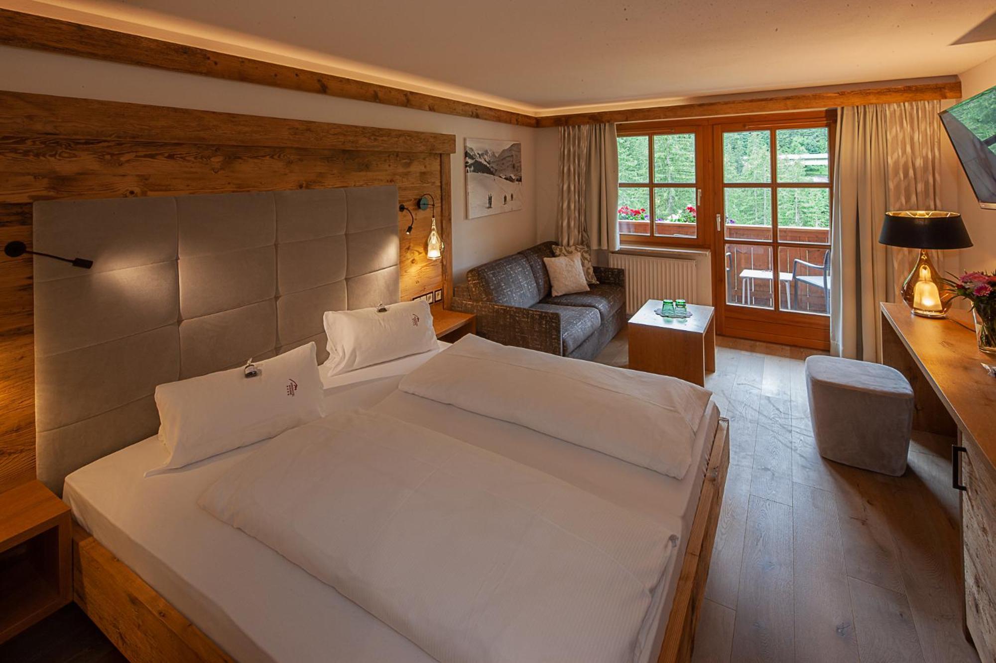 Das Alpine Lifestyle Berghotel Madlener 다뮐스 외부 사진